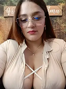 Snapshot of hanna-a chatting on 07-23-26, 07:45 hanna-a online show from 07-23-26, 07:45