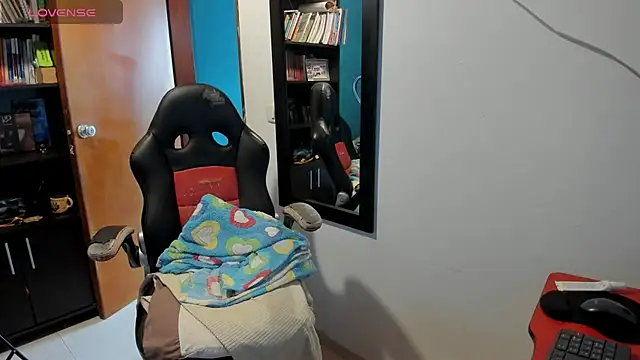 peanut tangerine online show from 09-13-25, 05:02