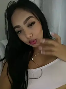 SOPHIACANDY19  online show from 02-07-25, 01:47