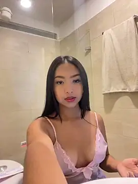 Snapshot of SOPHIACANDY19_ chatting on 09-11-25, 11:16 SOPHIACANDY19 online show from 09-11-25, 11:16