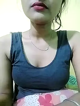 Snapshot of MISSQUEEN48 chatting on 12-29-24, 04:51 MISSQUEEN48 online show from 12-29-24, 04:51