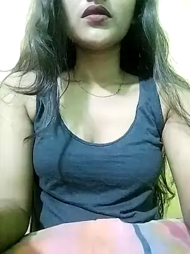 Snapshot of MISSQUEEN48 chatting on 02-02-25, 03:39 MISSQUEEN48 online show from 02-02-25, 03:39