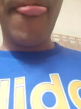 Snapshot of Wild-Honey chatting on 12-16-24, 12:48 Wild-Honey online show from 12-16-24, 12:48