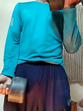 Snapshot of Wild-Honey chatting on 12-19-24, 01:07 Wild-Honey online show from 12-19-24, 01:07