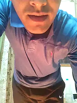 Snapshot of Wild-Honey chatting on 12-24-24, 12:55 Wild-Honey online show from 12-24-24, 12:55