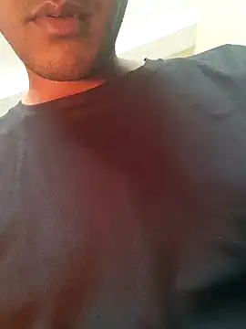 Snapshot of Wild-Honey chatting on 12-29-24, 03:46 Wild-Honey online show from 12-29-24, 03:46