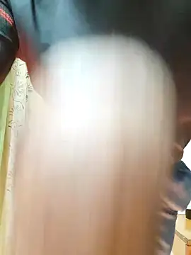 Snapshot of Wild-Honey chatting on 01-14-25, 03:04 Wild-Honey online show from 01-14-25, 03:04