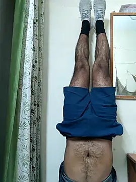 Snapshot of Wild-Honey chatting on 03-01-25, 03:53 Wild-Honey online show from 03-01-25, 03:53