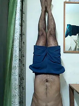 Snapshot of Wild-Honey chatting on 03-18-25, 03:53 Wild-Honey online show from 03-18-25, 03:53