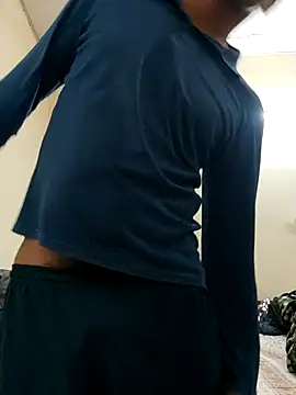 Snapshot of Wild-Honey chatting on 11-11-25, 03:28 Wild-Honey online show from 11-11-25, 03:28