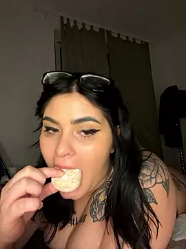 alexaandreea99 online show from 12-02-24, 01:14