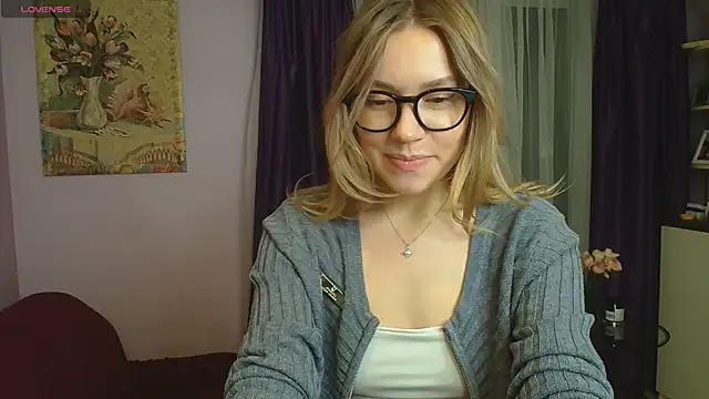 TaylorBre online show from 12-11-24, 05:53