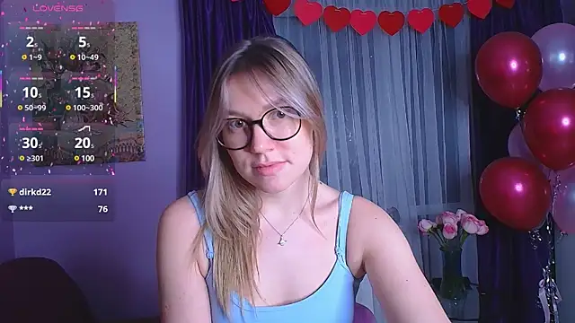 TaylorBre online show from 03-12-25, 06:22