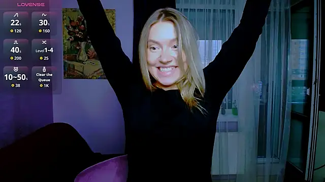 TaylorBre online show from 10-04-25, 06:11