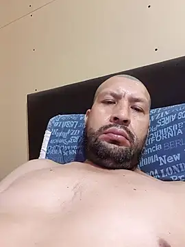 Snapshot of danielll2024 chatting on 03-04-26, 04:18 danielll2024 online show from 03-04-26, 04:18