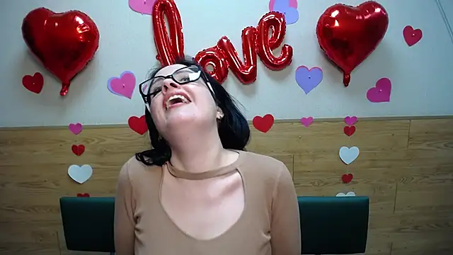 TayaBoret online show from 01-25-25, 03:51