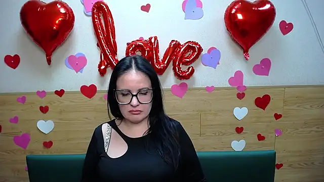 TayaBoret online show from 01-30-25, 01:00