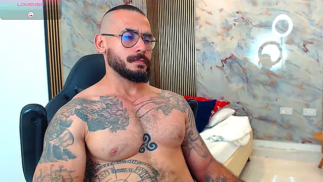 Snapshot of hanz_col chatting on 03-04-25, 06:26 hanz col online show from 03-04-25, 06:26