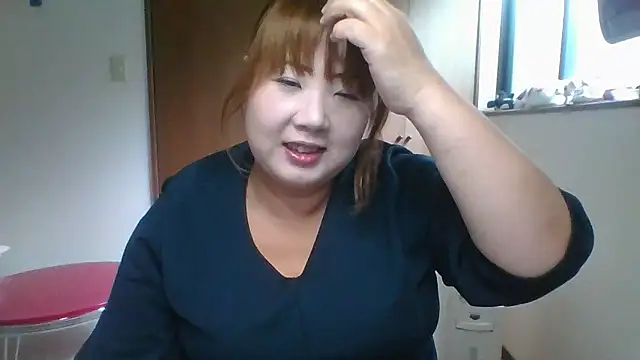 Snapshot of SAKU-RA-chan chatting on 09-19-25, 03:52 SAKU-RA-chan online show from 09-19-25, 03:52
