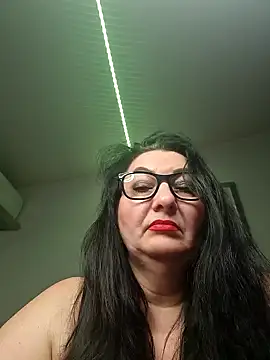 Snapshot of Genoveva73sexy chatting on 12-30-24, 08:15 Genoveva73sexy online show from 12-30-24, 08:15