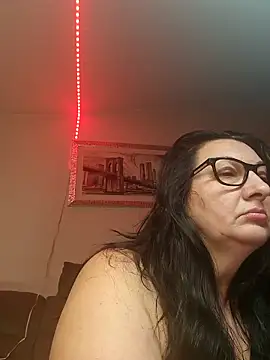Snapshot of Genoveva73sexy chatting on 02-19-25, 09:06 Genoveva73sexy online show from 02-19-25, 09:06