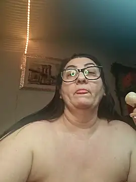 Snapshot of Genoveva73sexy chatting on 03-07-25, 04:33 Genoveva73sexy online show from 03-07-25, 04:33