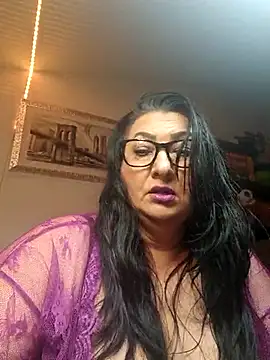 Snapshot of Genoveva73sexy chatting on 03-19-25, 04:13 Genoveva73sexy online show from 03-19-25, 04:13