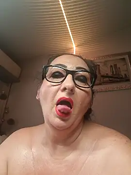 Snapshot of Genoveva73sexy chatting on 09-10-25, 01:55 Genoveva73sexy online show from 09-10-25, 01:55