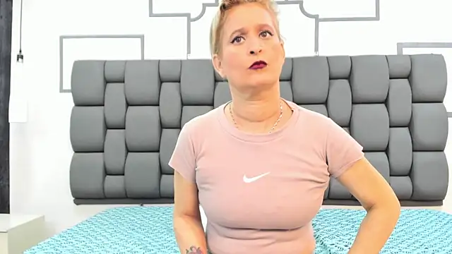 Jade squirtt online show from 10-17-25, 12:41