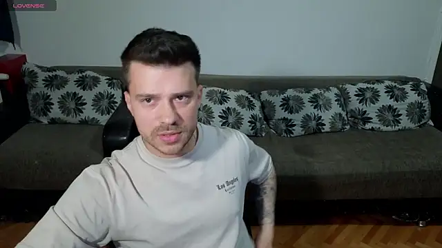 JohnnyStepBro online show from 05-30-26, 06:38