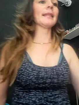 Hanny 24 online show from 09-21-25, 02:19