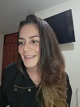 Snapshot of Hanny_24 chatting on 01-15-26, 08:12 Hanny 24 online show from 01-15-26, 08:12