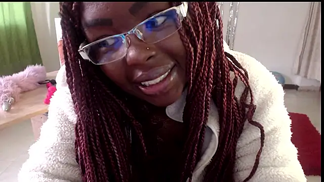 Snapshot of _Zooee chatting on 01-10-26, 06:31 Zooee online show from 01-10-26, 06:31