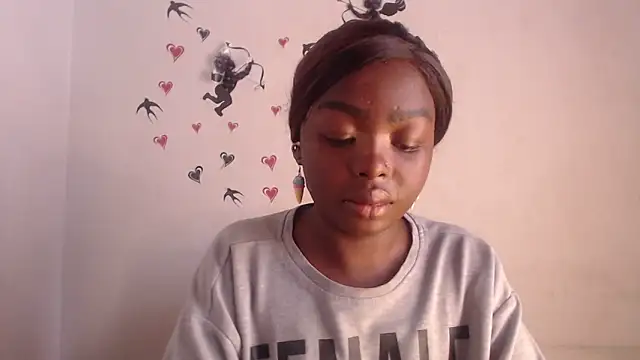 Snapshot of _Zooee chatting on 06-10-26, 04:39 Zooee online show from 06-10-26, 04:39