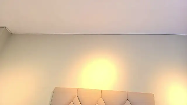 Isis Osman online show from 03-21-26, 01:58