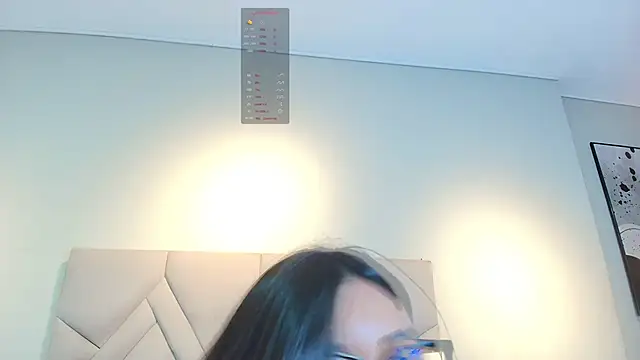 Isis Osman online show from 04-10-26, 07:29