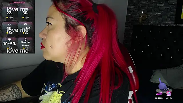 Bruja  Scarlata online show from 03-06-25, 06:16