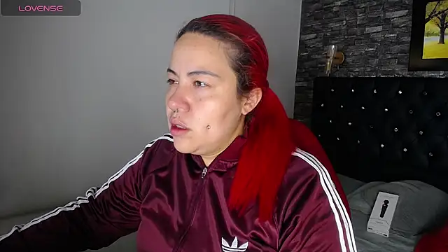 Bruja  Scarlata online show from 03-12-25, 11:09