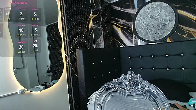 Bruja  Scarlata online show from 09-24-25, 10:18