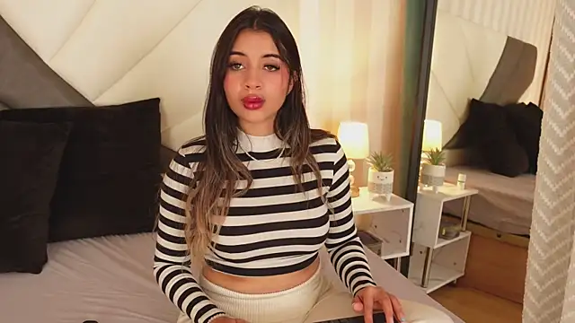 AnitaKariri online show from 12-20-24, 10:05