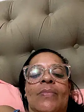 Snapshot of lomagata chatting on 06-19-26, 01:54 lomagata online show from 06-19-26, 01:54