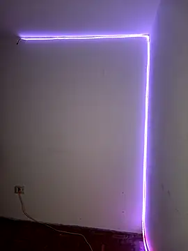 Snapshot of __elissa chatting on 10-12-25, 02:21   elissa online show from 10-12-25, 02:21