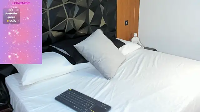 Wendy Marchall online show from 03-08-25, 11:28