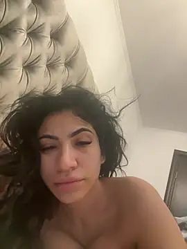 Snapshot of Denise_Taylor chatting on 01-14-25, 06:56 Denise Taylor online show from 01-14-25, 06:56