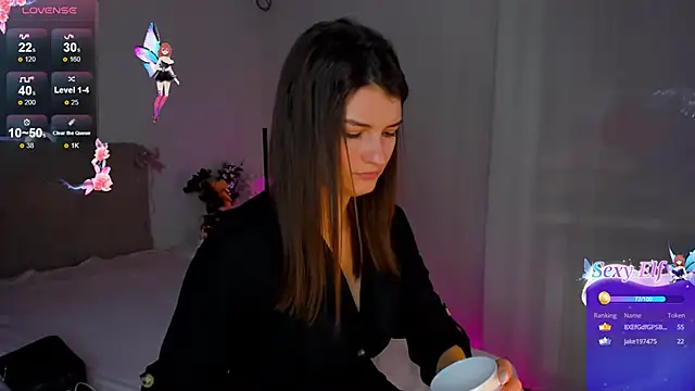 Snapshot of Laura_Leee chatting on 01-09-25, 12:19 Laura Leee online show from 01-09-25, 12:19