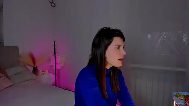 Snapshot of Laura_Leee chatting on 02-02-25, 09:30 Laura Leee online show from 02-02-25, 09:30