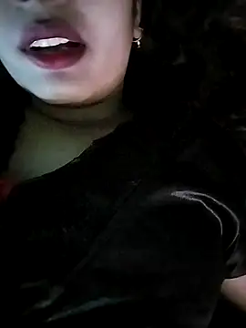 Snapshot of Miss-Siyaa chatting on 12-08-24, 02:09 Miss-Siyaa online show from 12-08-24, 02:09