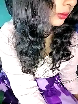 Snapshot of Miss-Siyaa chatting on 12-24-24, 01:28 Miss-Siyaa online show from 12-24-24, 01:28