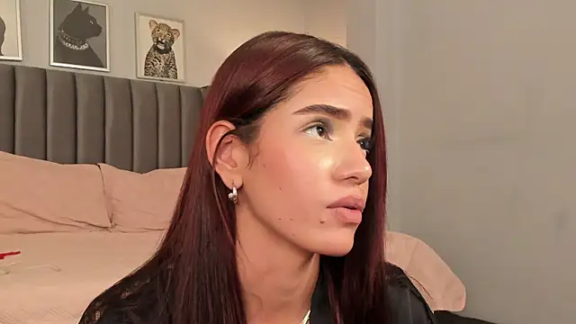 Madie  collins online show from 03-21-25, 05:56