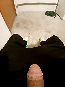 casper0303 online show from 02-12-26, 04:24